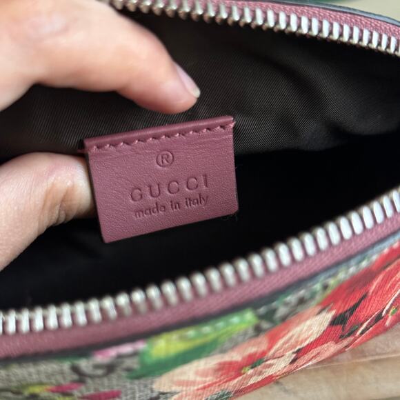 GG Supreme Monogram Blooms Small Pouch Cosmetic Case Beige Multicolor Dry Rose - Picture 8 of 10